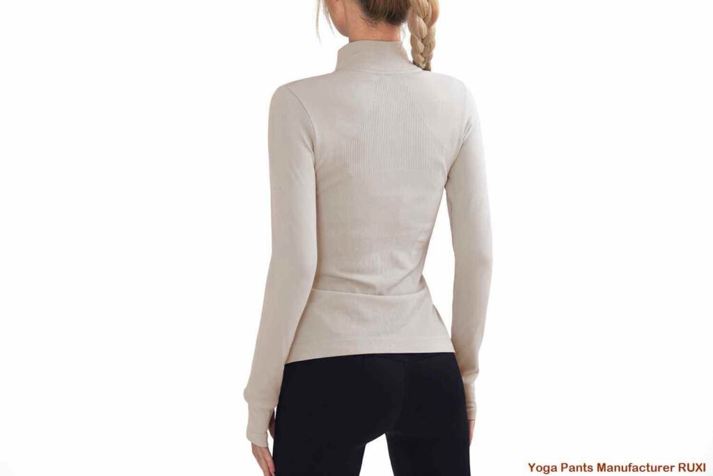 شورت الجري المصنوع من الخيزران