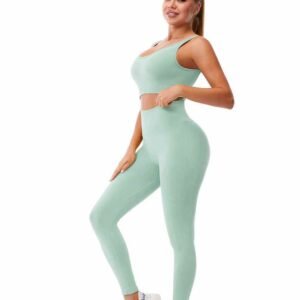 سترة رياضية خفيفة الوزن للنساء